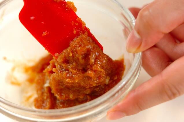 ゆで豚のレタス包みニンニクみそ添えの作り方の手順3