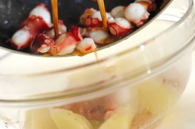 タコとジャガイモのサラダの作り方の手順4