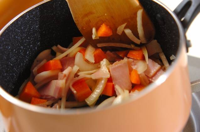 プチトマトのコンソメスープの作り方の手順3