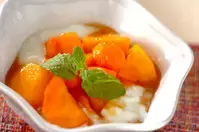 柿とヨーグルトのデザート