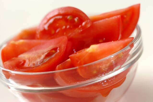 豚とトマトの卵炒めの作り方の手順2