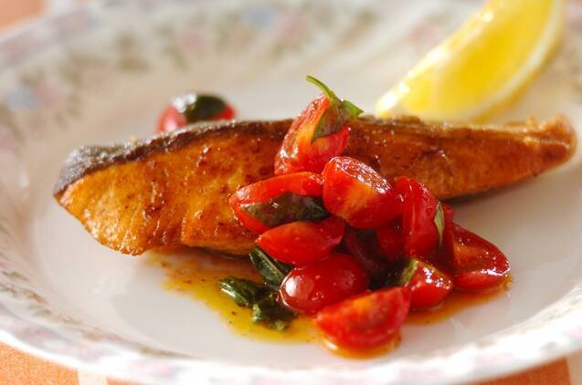 サーモンのムニエル