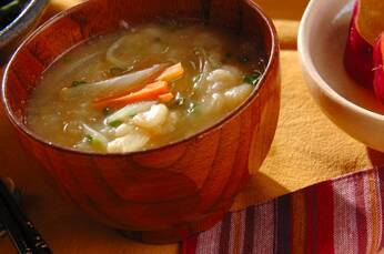 大根と天かすのみそ汁