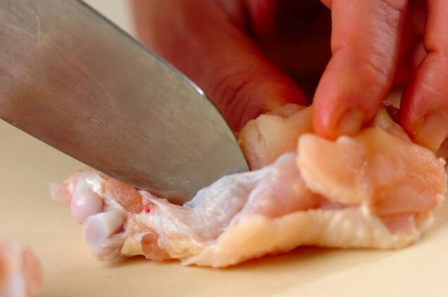 鶏手羽元で作る！あったかサムゲタン風煮込みの作り方の手順1