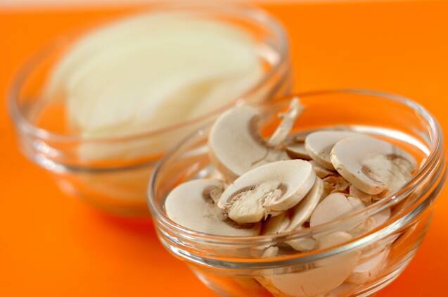 豚ロース厚切りでがっつり！ポークチャップの作り方の手順2