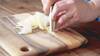 コンビーフデミソースで食べるとろとろオムライスの作り方の手順1