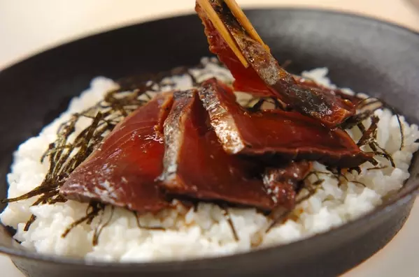カツオの香味漬け丼(漬け時間1時間)の作り方4