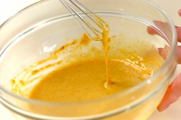 カレー味のイカリングフライの作り方の手順2