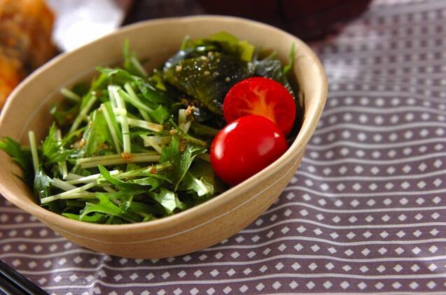 ワカメとプチトマトの和風サラダ   