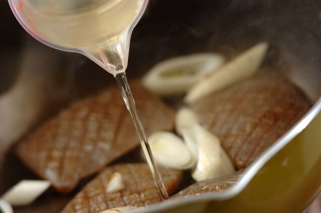 コンニャクの炒め煮の作り方の手順4