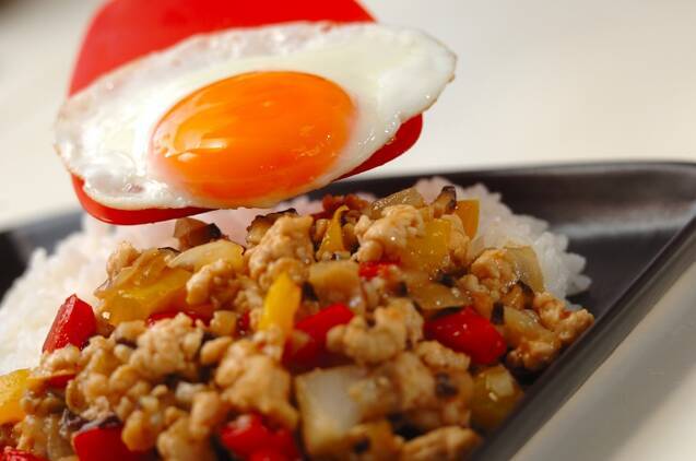 簡単本格！ゴロゴロ具沢山ガパオライスの作り方の手順5