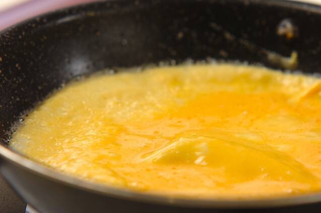 キノコオムレツの作り方の手順4