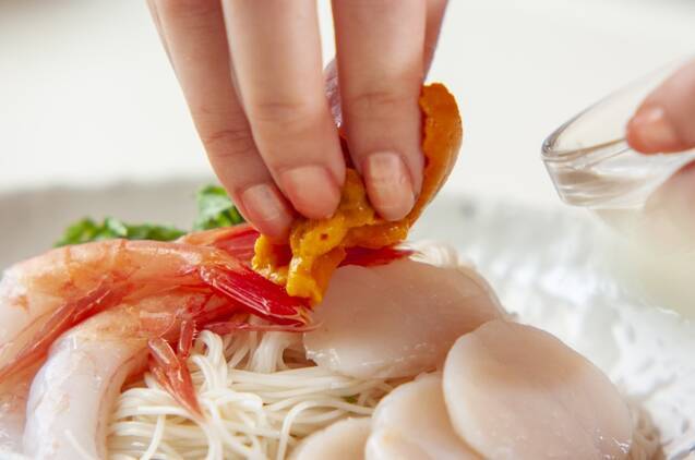 ぜいたく海鮮の具だくさん素麺の作り方の手順4