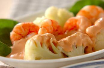 エビとカリフラワーのオーロラソース