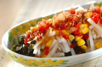 大根とワカメのサラダ