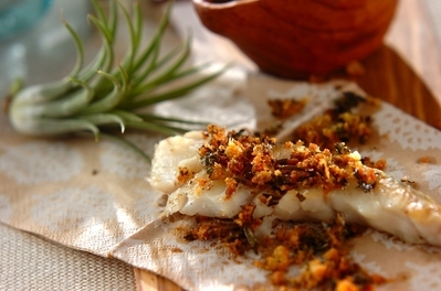 白身魚のソテー 香りパン粉のせ のレシピ 作り方 E レシピ 料理のプロが作る簡単レシピ