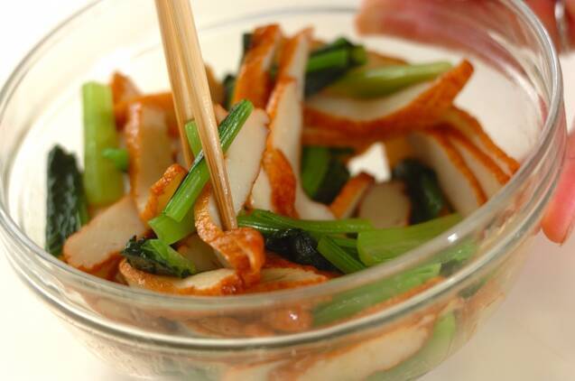 小松菜とさつま揚げのからし和えの作り方の手順2