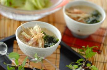 ミョウガの冷製みそ汁