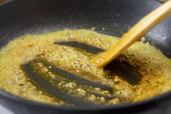 自宅で簡単！本格濃厚バターチキンカレーの作り方2