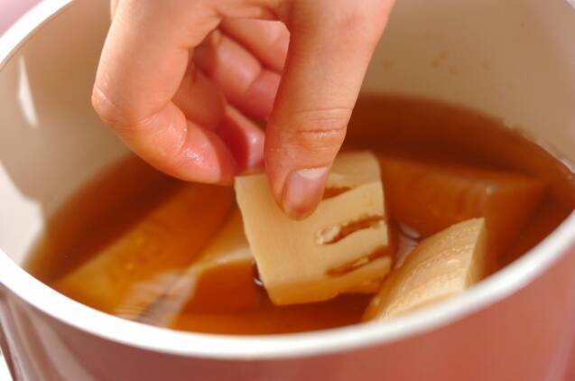 タケノコと高野豆腐の炊き合わせの作り方の手順3