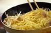 XO醤のモヤシ焼きそばの作り方の手順3