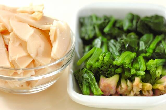 ホウレン草とタケノコの卵とじの作り方の手順1