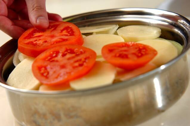 野菜だけの蒸しピザの作り方の手順2