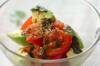 トマトとアボカドの麺つゆサラダの作り方の手順