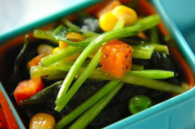 ホウレン草のカラフルソテー