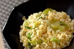 卵とレタスのチャーハン