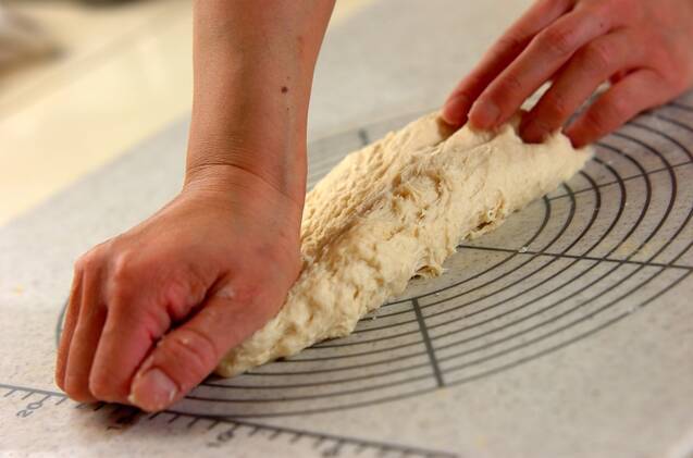 時短発酵の簡単てごねでパンダパンの作り方の手順4