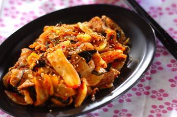 キムチと豚肉のサッパリ炒め