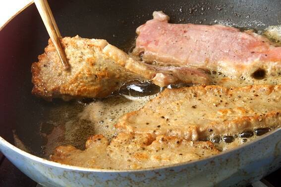 ポークのトマトソース煮の作り方の手順3