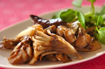 キノコのガーリックバターソテー