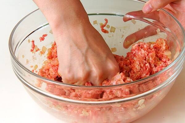 チーズハンバーグの作り方の手順3