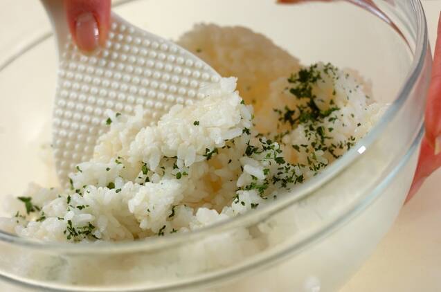 温泉卵のせミートドリアの作り方の手順1