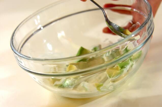 マカロニサラダの作り方の手順2