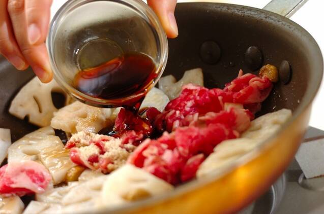 レンコンとゴボウのキンピラ混ぜご飯の作り方の手順3