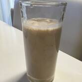 黒ゴマバナナの豆乳スムージー