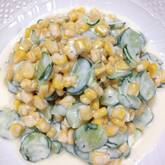 キュウリとコーンのヨーグルトサラダ