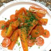 つけ合わせに ツヤツヤニンジングラッセ