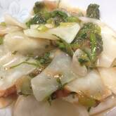 カブと大葉の梅肉和え