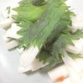 長芋の梅肉大葉巻き