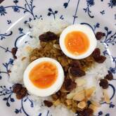 コク旨！半熟卵のせドライカレー