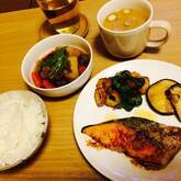 牛肉入り定番肉ジャガ