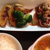 手羽元 フライパンだけで調理 下準備からコツを伝授 by保田 美幸さん