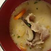 旨味がしみわたる！具だくさんの基本の豚汁