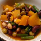 カボチャと豆の煮物