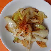 ちくわとネギのバターしょうゆ炒め