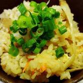 牛肉とゴボウの炊き込みご飯